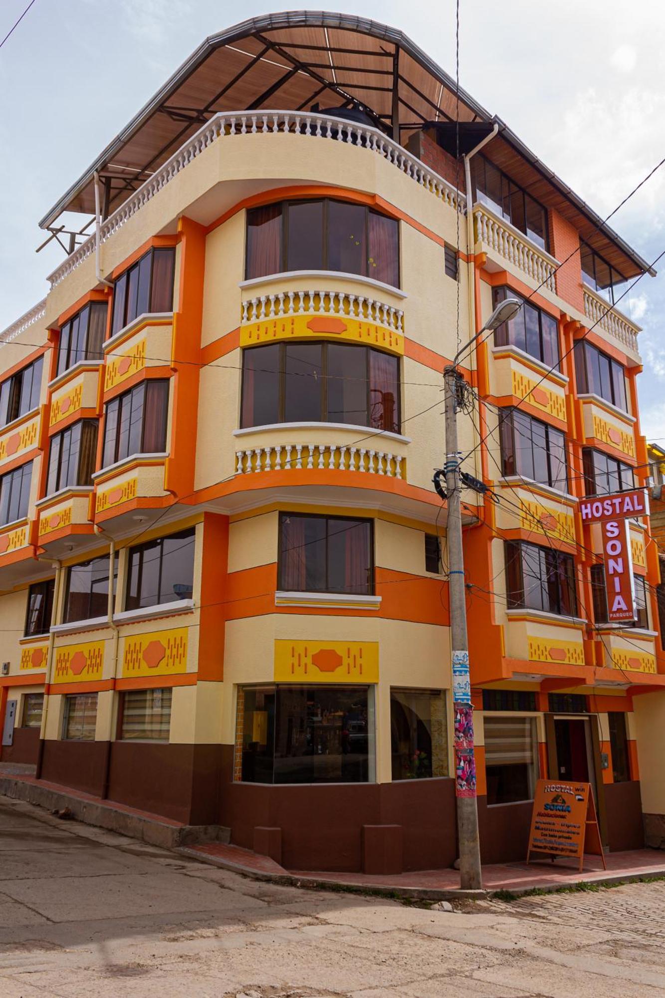Hostal Sonia Копакабана Экстерьер фото